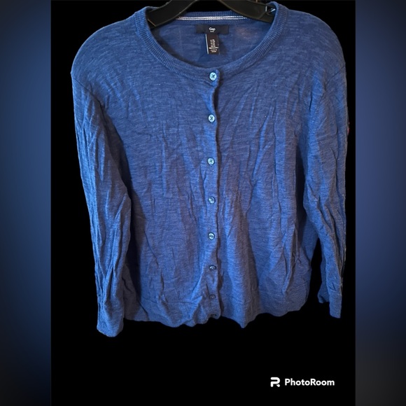 EUC Gap Cardi - Picture 1 of 2